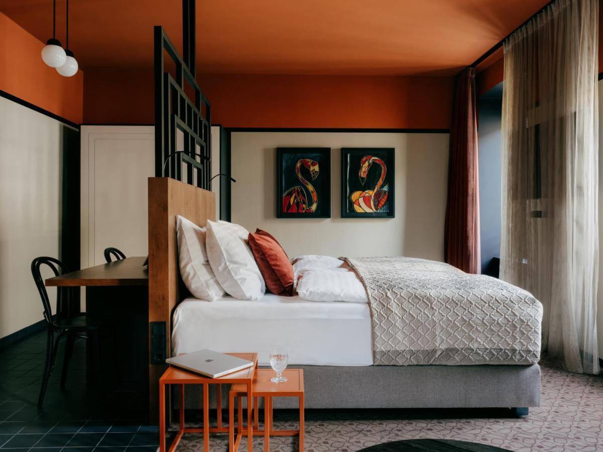 Weltwien Luxury Art Apartments & Free Parking Exterior photo